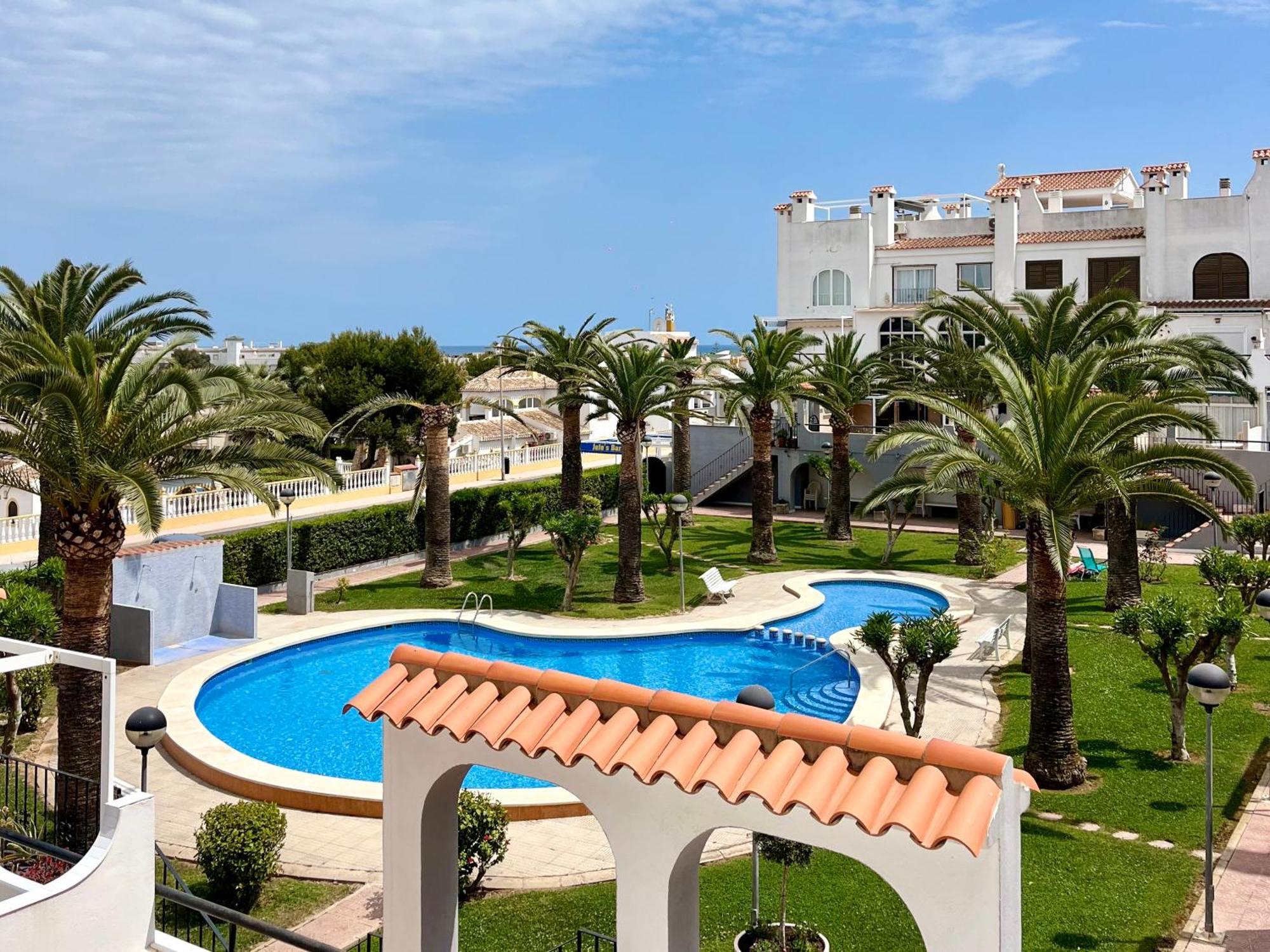 Cibeles Apartament Torrevieja Eksteriør billede